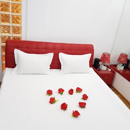 Spa Mega Mall Monza National Arena Bucarest Chambre photo